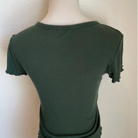 Top - Picture 2 of 4